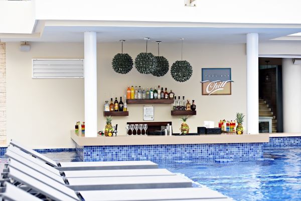 Hideaway at Royalton St Lucia Resort & Spa (Adults Only) - Chill Pool Bar